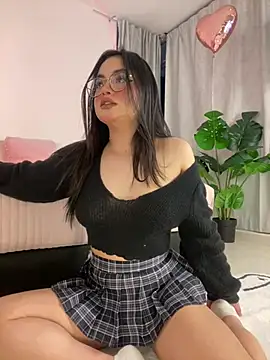 montmariana online show from March 2025 12:04:01 AM