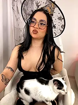 montmariana online show from October 2025 02:09:01 AM