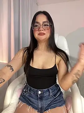 montmariana online show from March 2025 12:34:02 AM