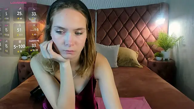 LinaVolberg online show from September 2025 06:31:01 AM