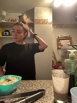 Snapshot of katy_pp chatting on December 2025 10:48:01 PM katy pp online show from December 2025 10:48:01 PM