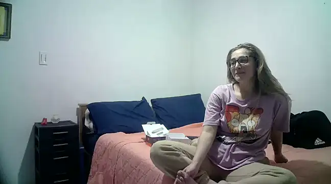 Snapshot of katy_pp chatting on January 2025 10:58:02 PM katy pp online show from January 2025 10:58:02 PM