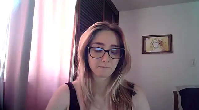 Snapshot of katy_pp chatting on January 2025 04:04:01 PM katy pp online show from January 2025 04:04:01 PM