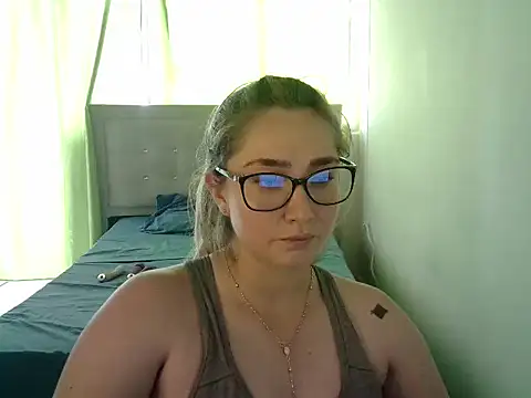 Snapshot of katy_pp chatting on October 2025 04:17:01 PM katy pp online show from October 2025 04:17:01 PM