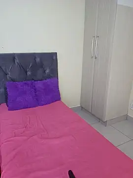 curvycloe1 online show from February 2025 06:54:01 AM