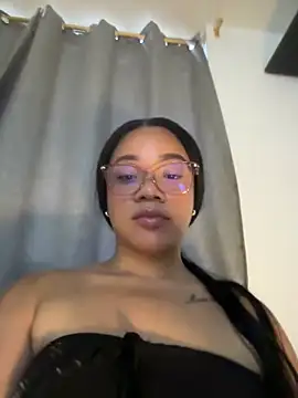 Snapshot of ashley_Tompson1 chatting on February 2026 11:21:02 AM ashley Tompson1 online show from February 2026 11:21:02 AM