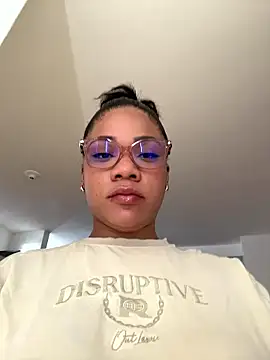 Snapshot of ashley_Tompson1 chatting on January 2026 12:20:01 PM ashley Tompson1 online show from January 2026 12:20:01 PM