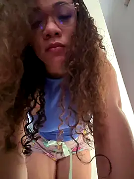 ashley Tompson1 online show from September 2025 05:52:02 PM