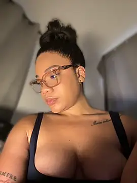 ashley Tompson1 online show from July 2026 11:40:01 AM