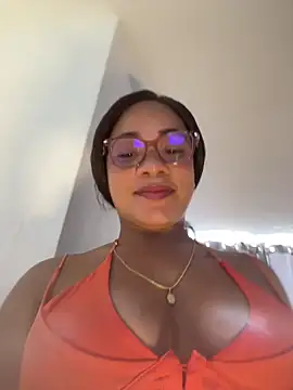 ashley Tompson1 online show from May 2026 02:44:01 PM