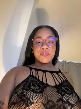 ashley Tompson1 online show from March 2026 11:05:01 AM