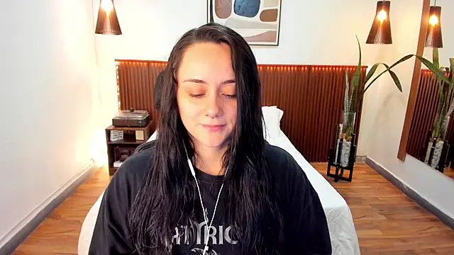 KatherineBond online show from February 2026 07:52:02 PM