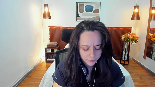KatherineBond online show from July 2026 04:07:01 PM