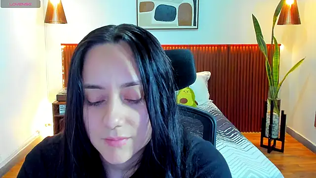 KatherineBond online show from November 2025 07:50:02 PM