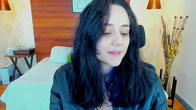 Snapshot of KatherineBond chatting on February 2025 12:20:01 AM KatherineBond online show from February 2025 12:20:01 AM