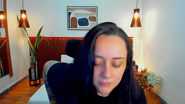 KatherineBond online show from January 2026 07:28:02 PM