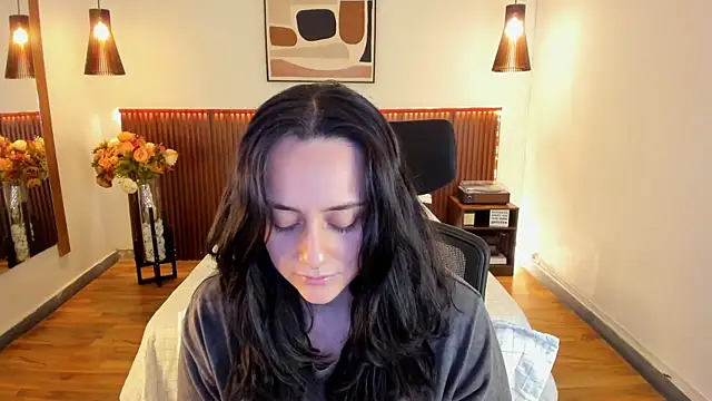 KatherineBond online show from June 2026 06:13:01 PM
