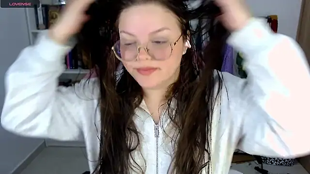 Gabiwaifu online show from November 2025 03:49:02 AM