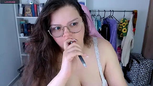 Gabiwaifu online show from November 2025 06:19:02 PM