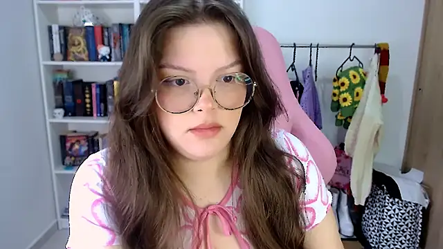 Gabiwaifu online show from November 2025 08:52:02 PM