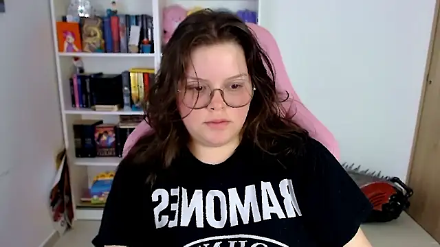 Gabiwaifu online show from March 2026 03:35:02 PM
