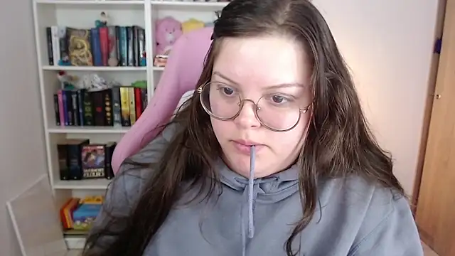 Gabiwaifu online show from April 2026 06:33:02 PM