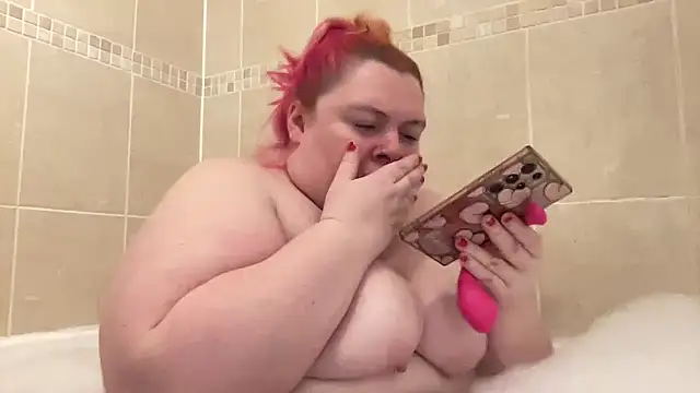 Snapshot of bbw_olive_peach chatting on February 2025 08:36:01 PM bbw olive peach online show from February 2025 08:36:01 PM