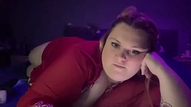 Snapshot of bbw_olive_peach chatting on January 2025 08:48:01 PM bbw olive peach online show from January 2025 08:48:01 PM