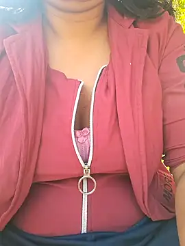 Priya Bong online show from October 2025 02:47:01 AM