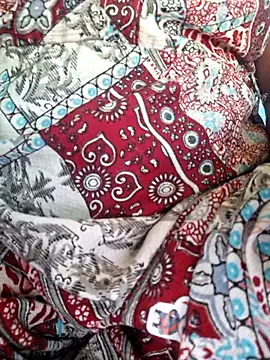 Priya Bong online show from May 2026 08:40:01 AM