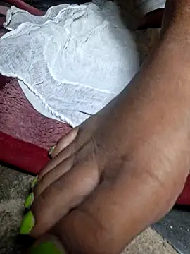 Priya Bong online show from October 2025 06:52:02 PM