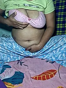 Priya Bong online show from April 2026 02:40:02 AM