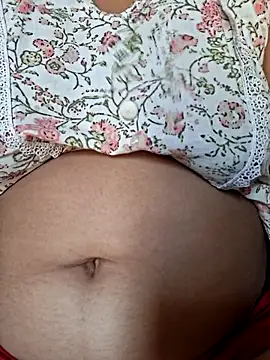 Priya Bong online show from July 2026 04:30:01 AM