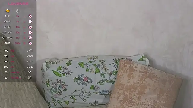 Snapshot of TrissMerigold9 chatting on March 2025 11:22:01 PM TrissMerigold9 online show from March 2025 11:22:01 PM