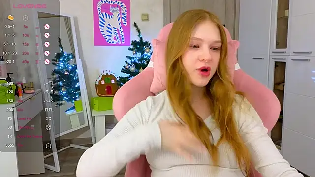 TrissMerigold9 online show from January 2026 09:19:01 PM