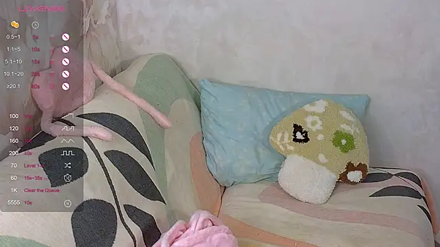 Snapshot of TrissMerigold9 chatting on November 2025 09:31:02 AM TrissMerigold9 online show from November 2025 09:31:02 AM