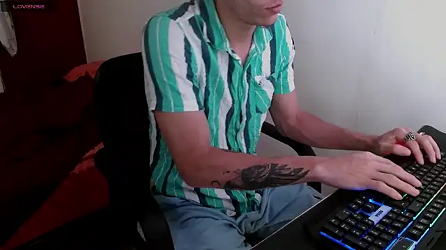 deividcloud36 online show from March 2025 05:56:01 AM