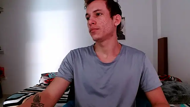 deividcloud36 online show from October 2025 02:28:02 PM