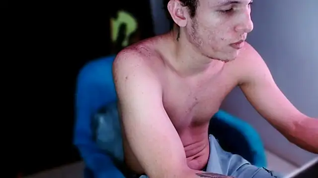 deividcloud36 online show from November 2025 06:39:01 AM