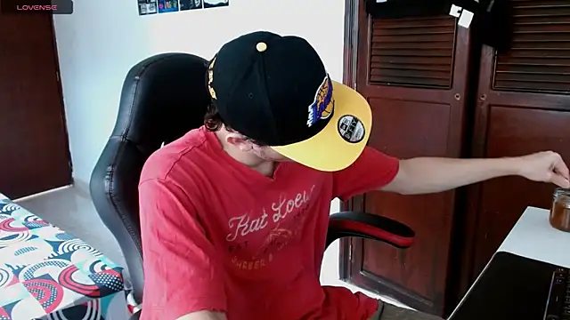 deividcloud36 online show from May 2026 02:43:01 PM