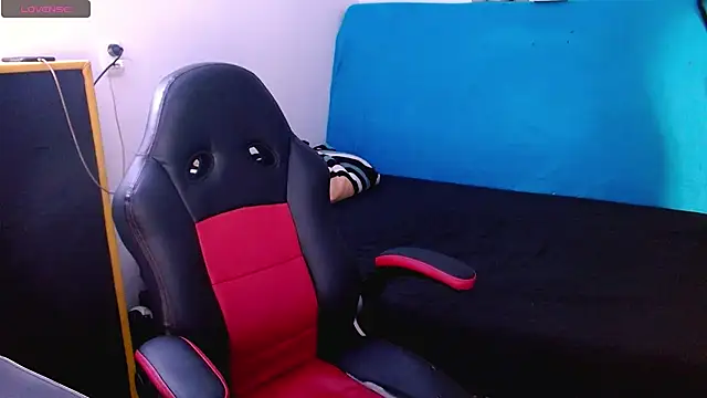 deividcloud36 online show from March 2026 06:15:02 PM