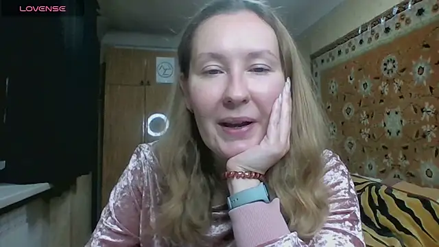 AnnaXLovers online show from October 2025 10:14:02 AM