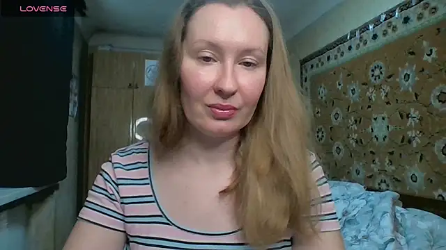 AnnaXLovers online show from April 2026 09:11:01 AM