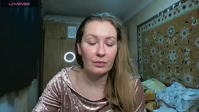 AnnaXLovers online show from February 2026 12:29:01 PM