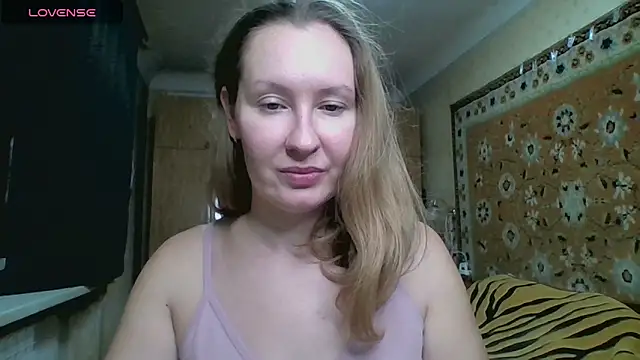 AnnaXLovers online show from November 2025 02:32:01 PM