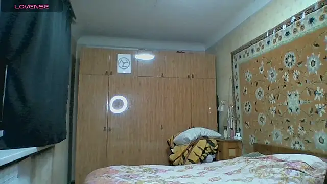 AnnaXLovers online show from October 2025 02:27:01 PM