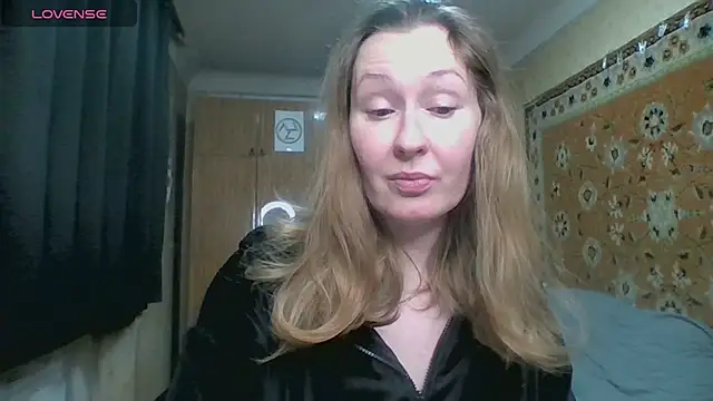 AnnaXLovers online show from December 2025 02:56:01 PM