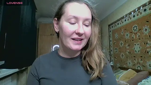 AnnaXLovers online show from October 2025 12:57:02 PM