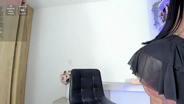 khloelatin online show from October 2025 10:22:02 PM