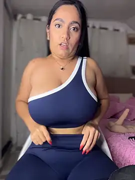 JazminTaylor online show from April 2026 02:02:02 AM